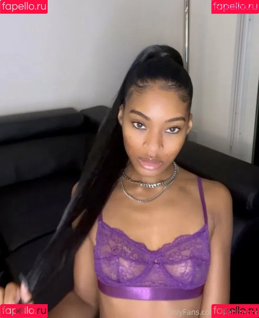 islabizaxxx Onlyfans Photo Gallery 