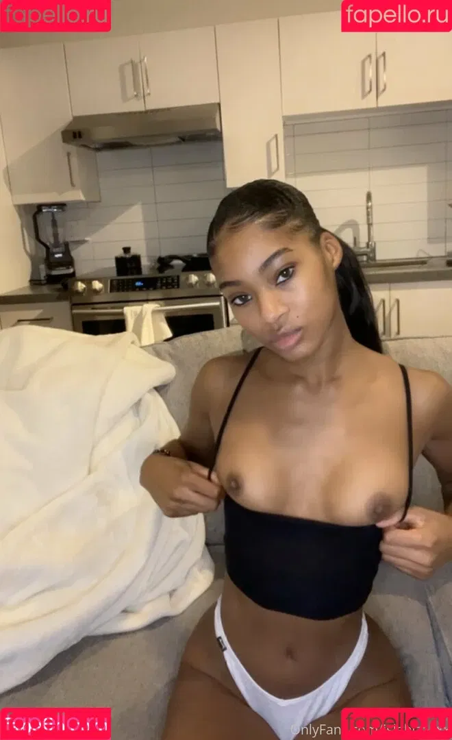 islabizaxxx Onlyfans Photo Gallery 