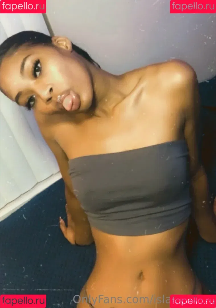 islabizaxxx Onlyfans Photo Gallery 