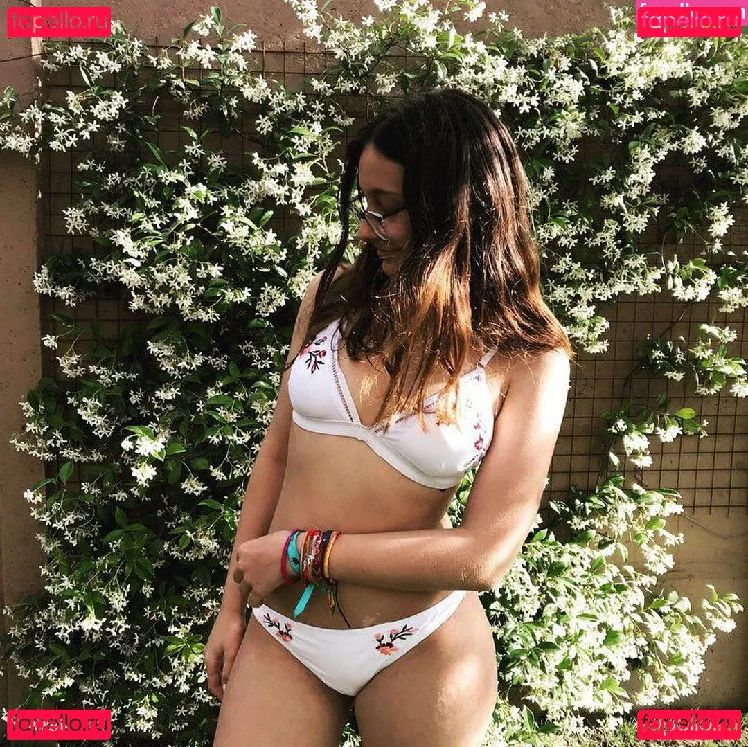 islabizaxxx Onlyfans Photo Gallery 