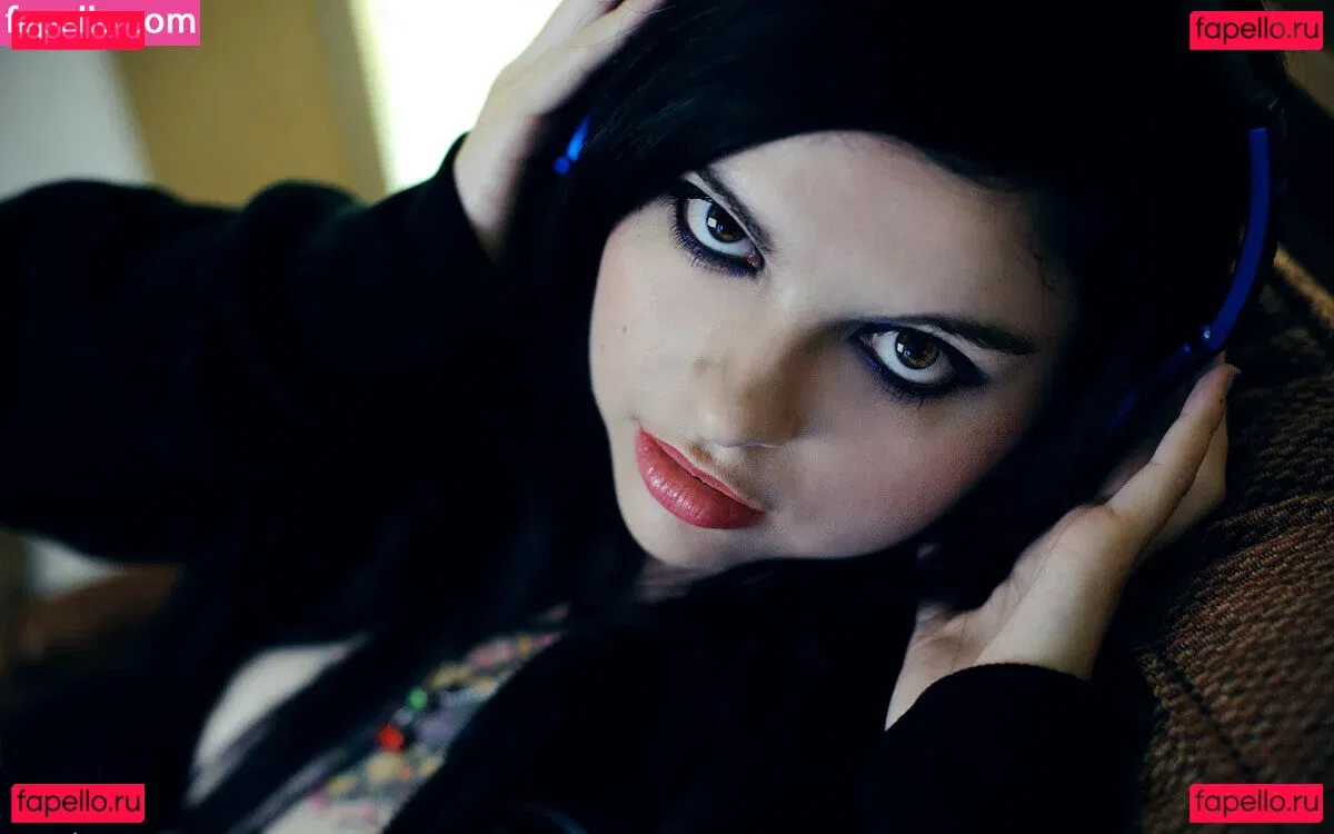 Pandie Suicide Onlyfans Photo Gallery 