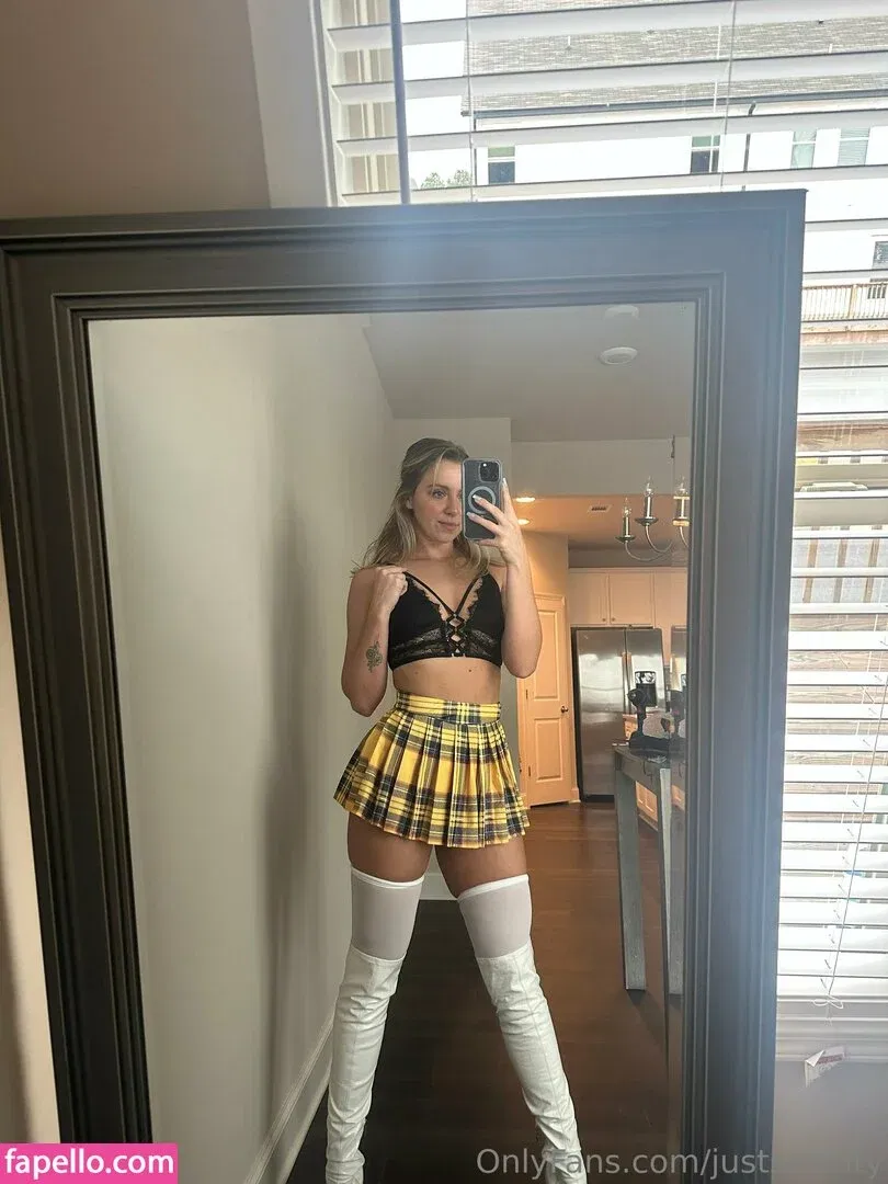 Sen City Onlyfans Photo Gallery 