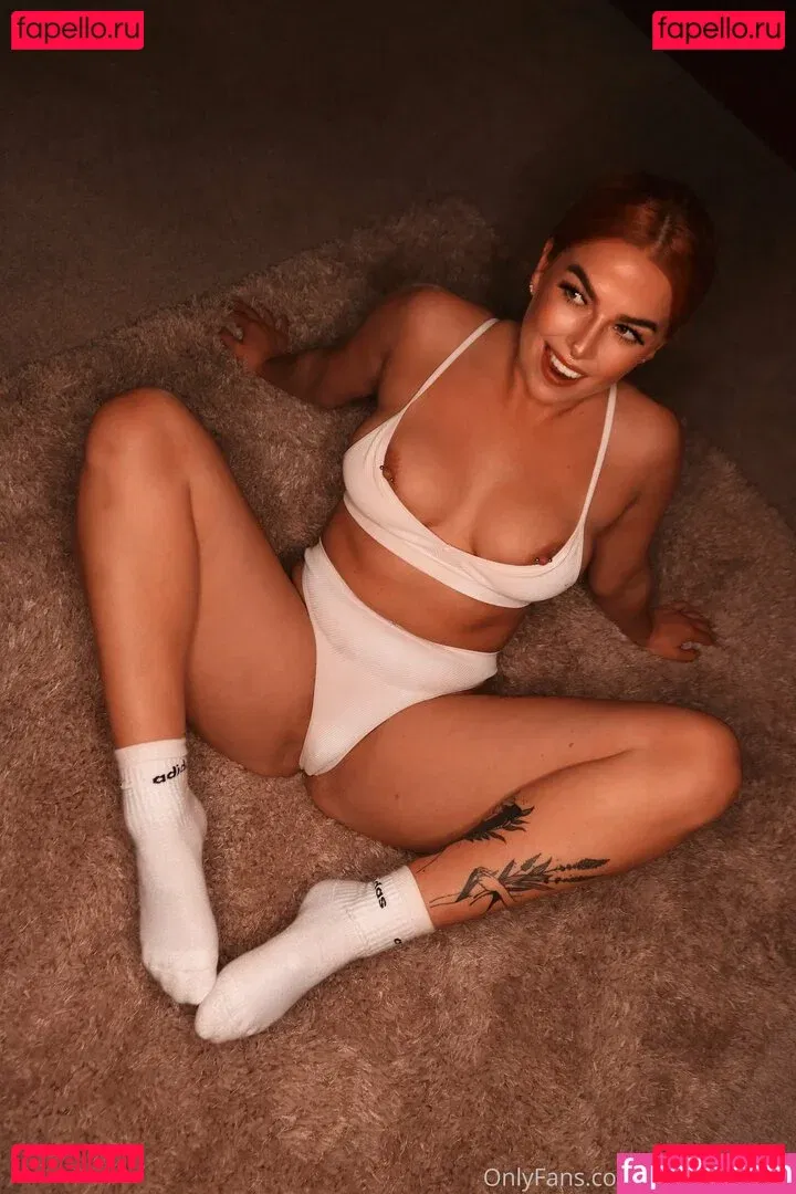 novaaajewels Onlyfans Photo Gallery 