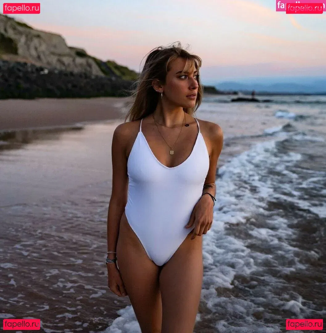 AlaiaJeanneau Onlyfans Photo Gallery 