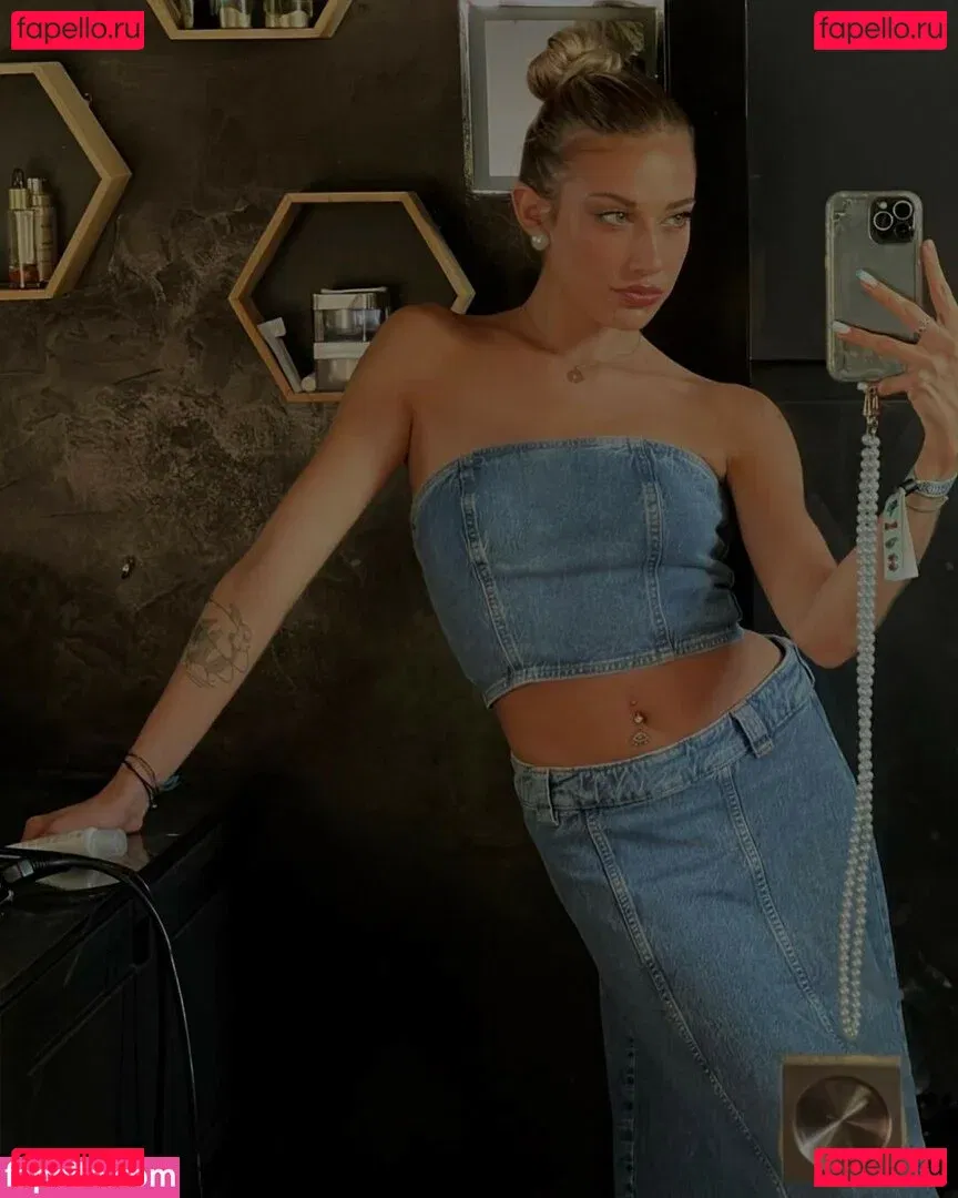 AlaiaJeanneau Onlyfans Photo Gallery 