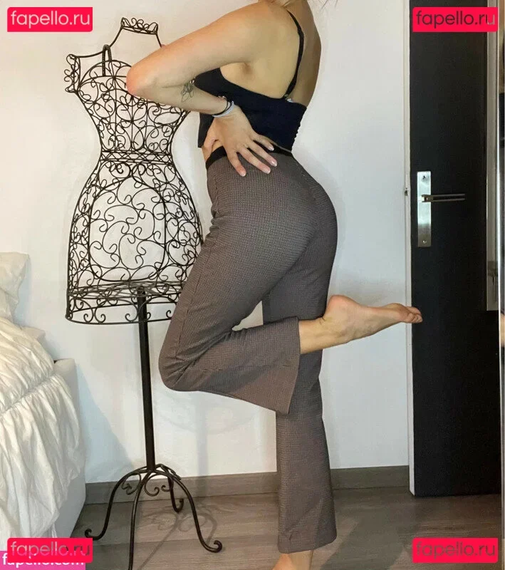 AlaiaJeanneau Onlyfans Photo Gallery 