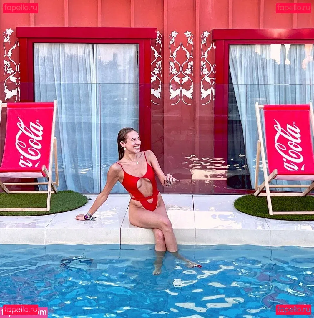 AlaiaJeanneau Onlyfans Photo Gallery 