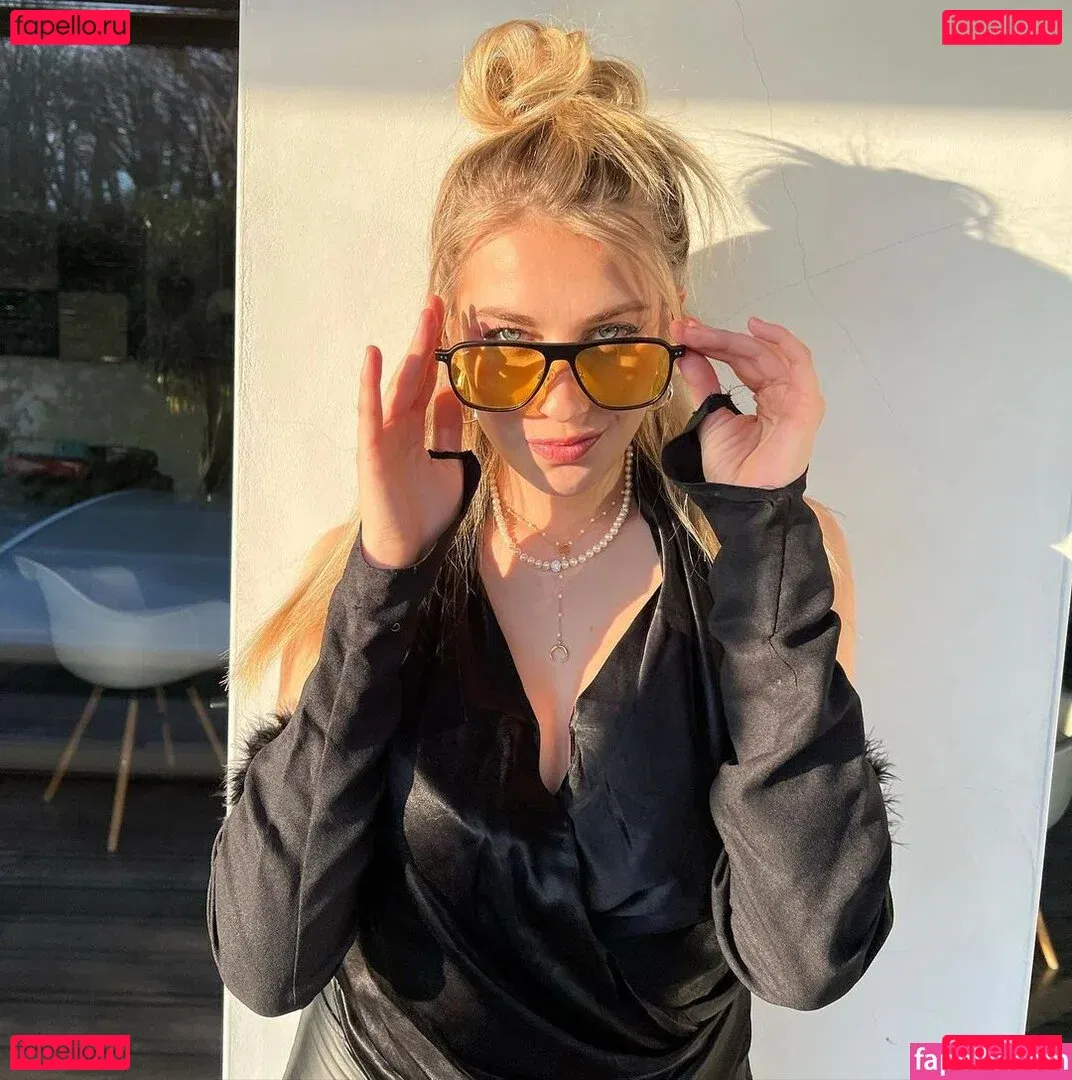 AlaiaJeanneau Onlyfans Photo Gallery 