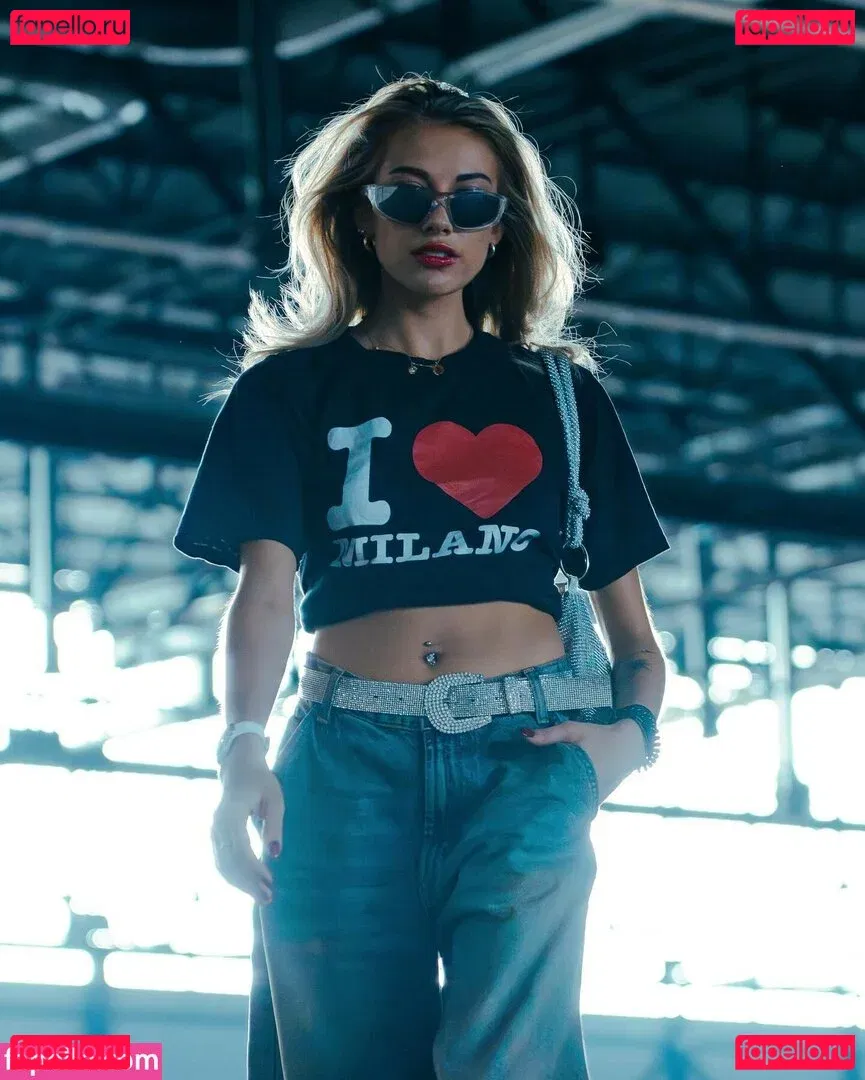 AlaiaJeanneau Onlyfans Photo Gallery 