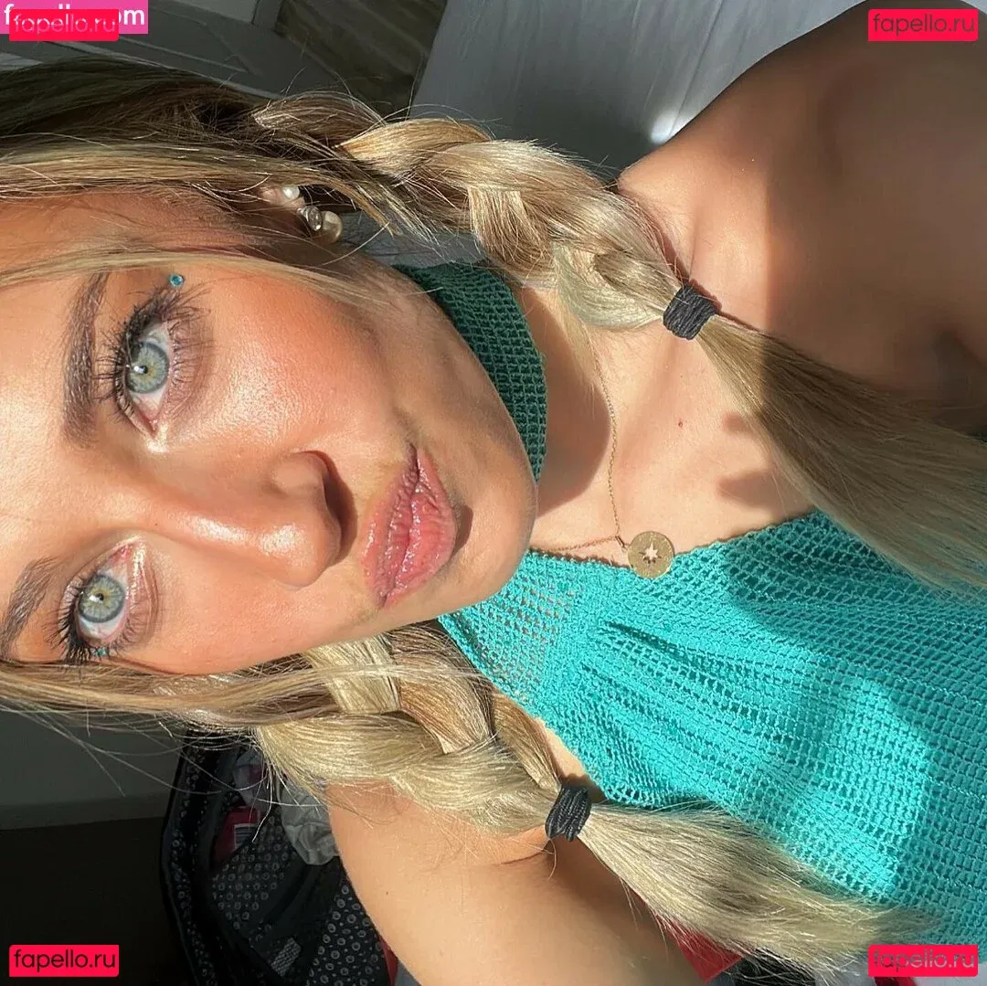 AlaiaJeanneau Onlyfans Photo Gallery 