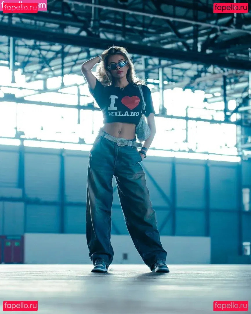 AlaiaJeanneau Onlyfans Photo Gallery 