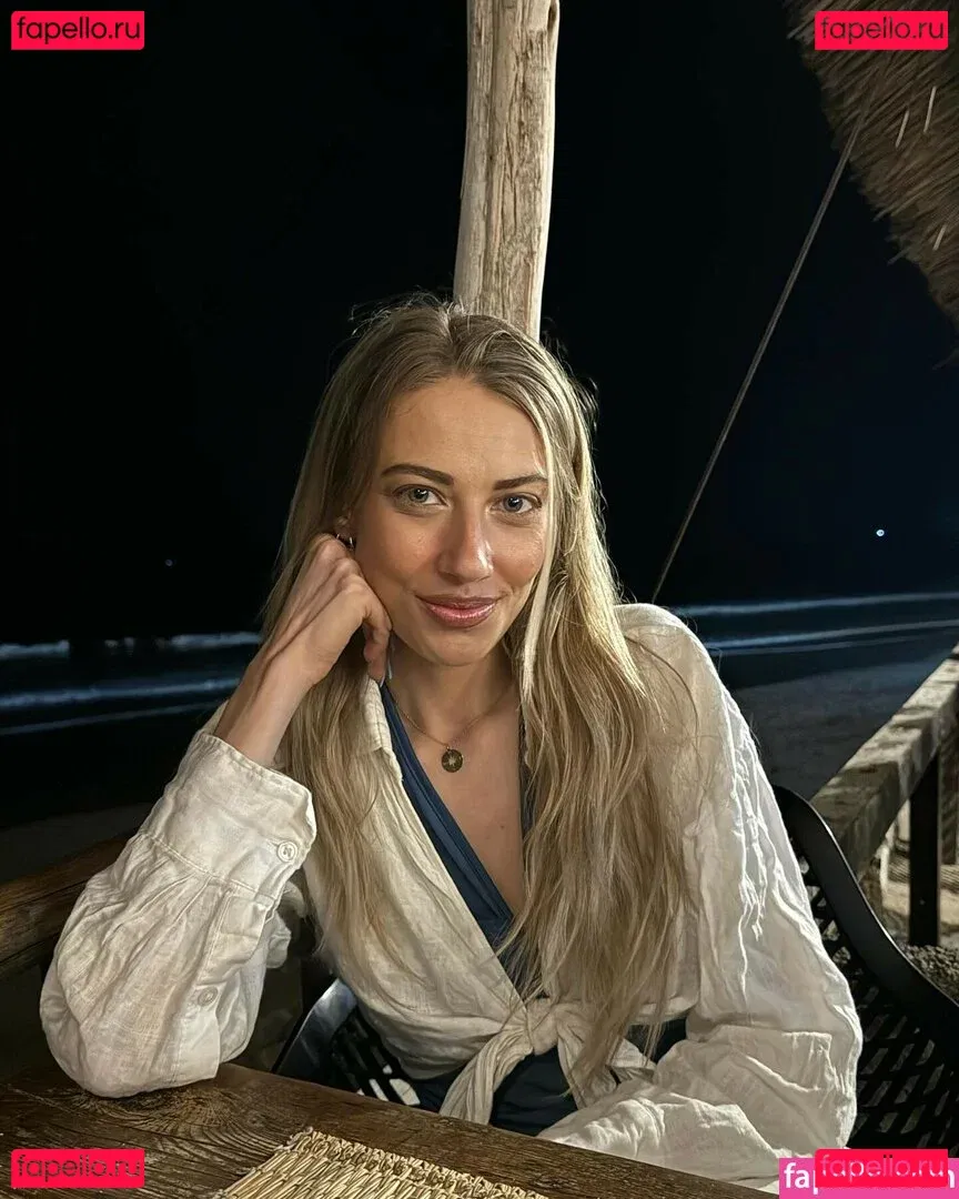 AlaiaJeanneau Onlyfans Photo Gallery 