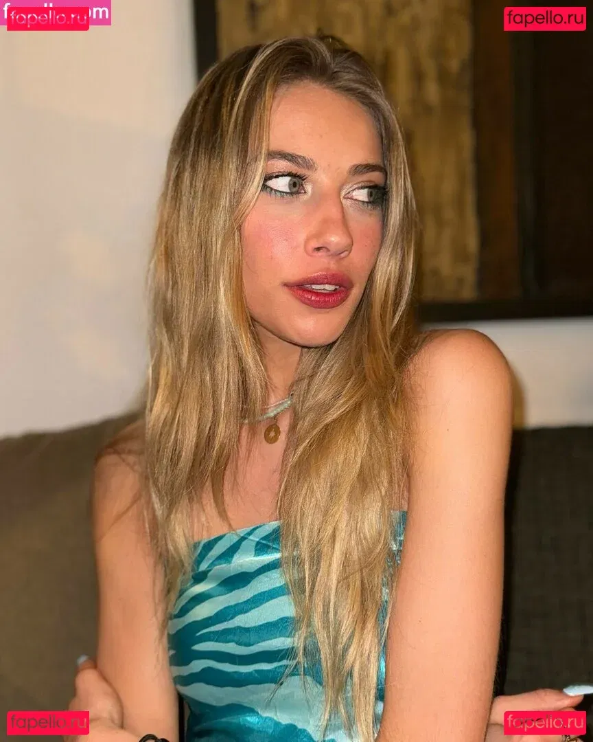 AlaiaJeanneau Onlyfans Photo Gallery 