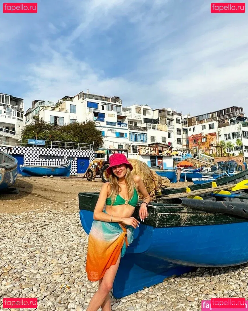 AlaiaJeanneau Onlyfans Photo Gallery 