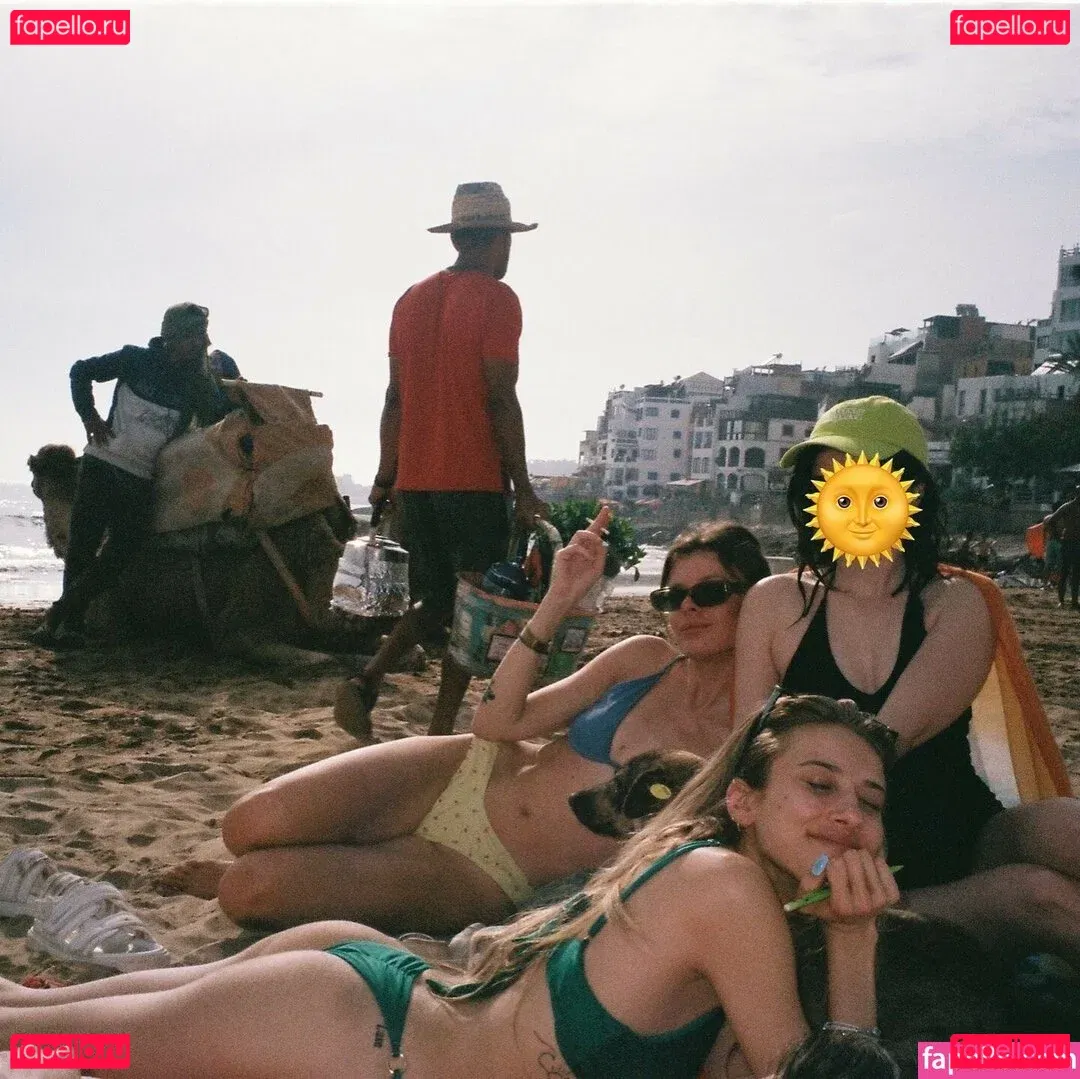 AlaiaJeanneau Onlyfans Photo Gallery 