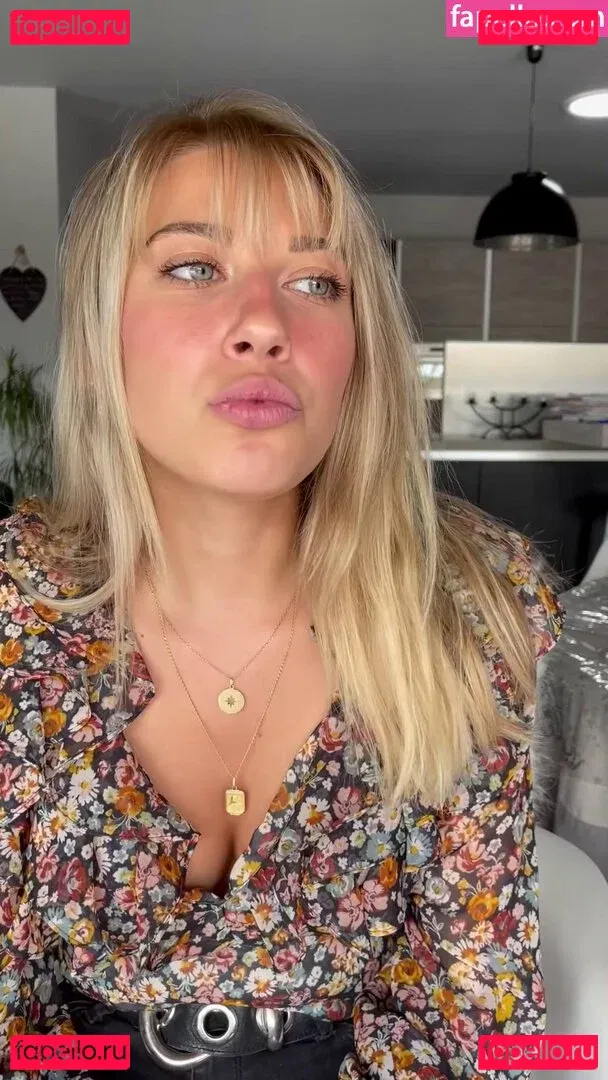 AlaiaJeanneau Onlyfans Photo Gallery 