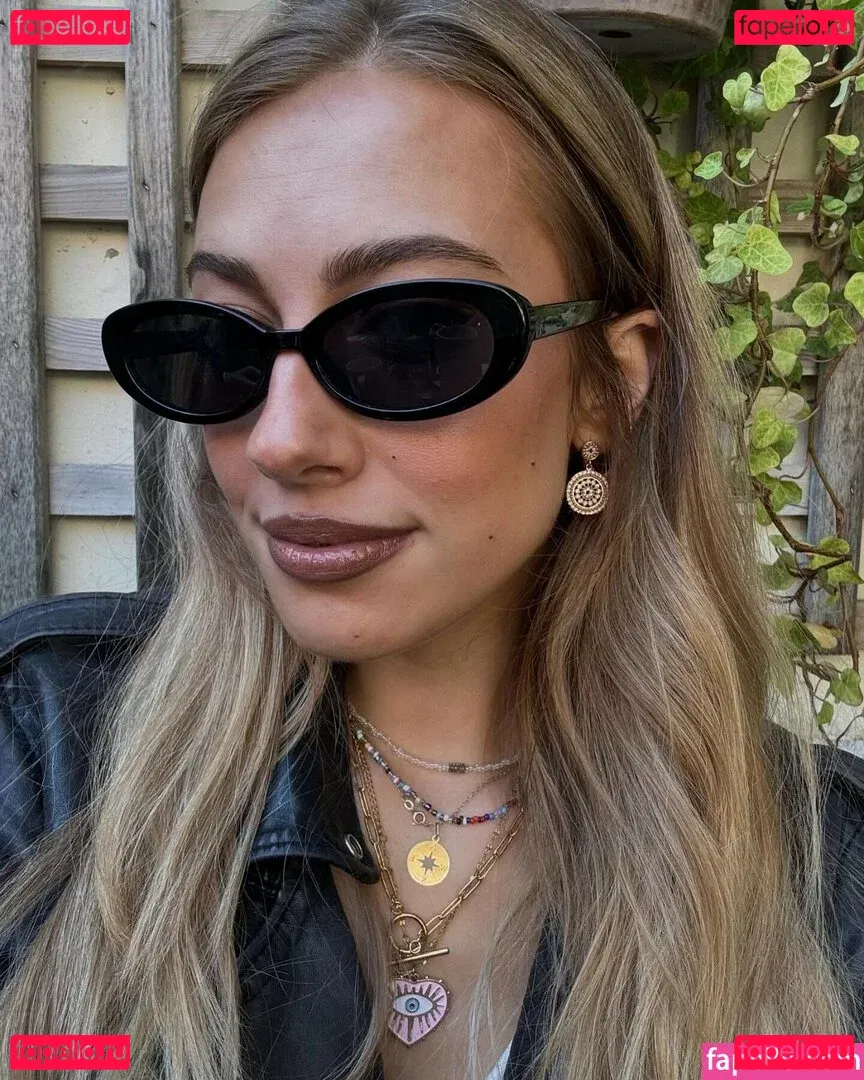 AlaiaJeanneau Onlyfans Photo Gallery 