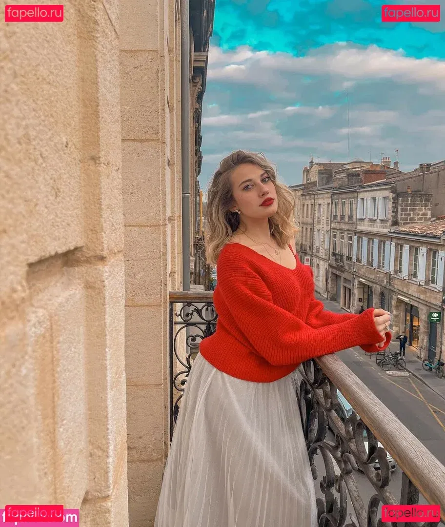 AlaiaJeanneau Onlyfans Photo Gallery 