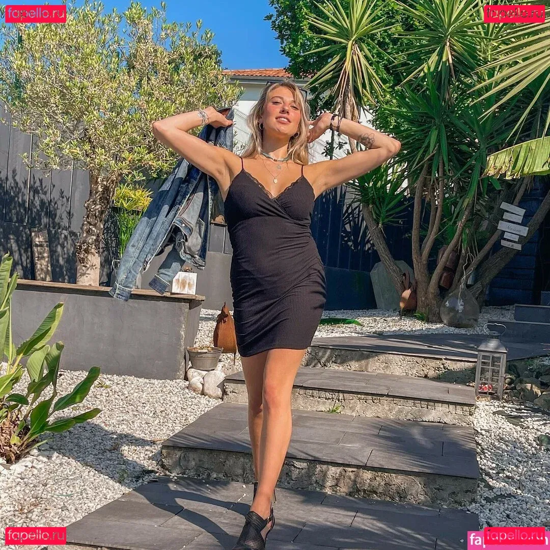 AlaiaJeanneau Onlyfans Photo Gallery 