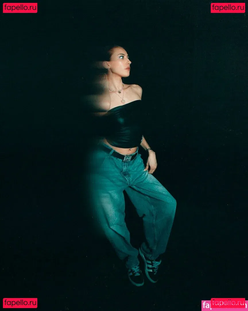 AlaiaJeanneau Onlyfans Photo Gallery 