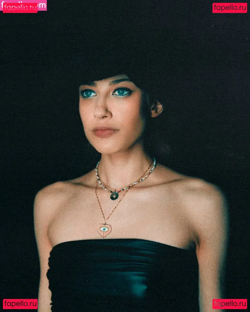 AlaiaJeanneau Onlyfans Photo Gallery 