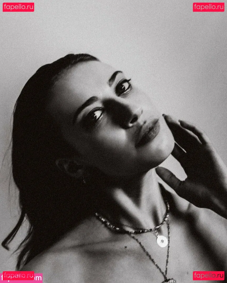 AlaiaJeanneau Onlyfans Photo Gallery 