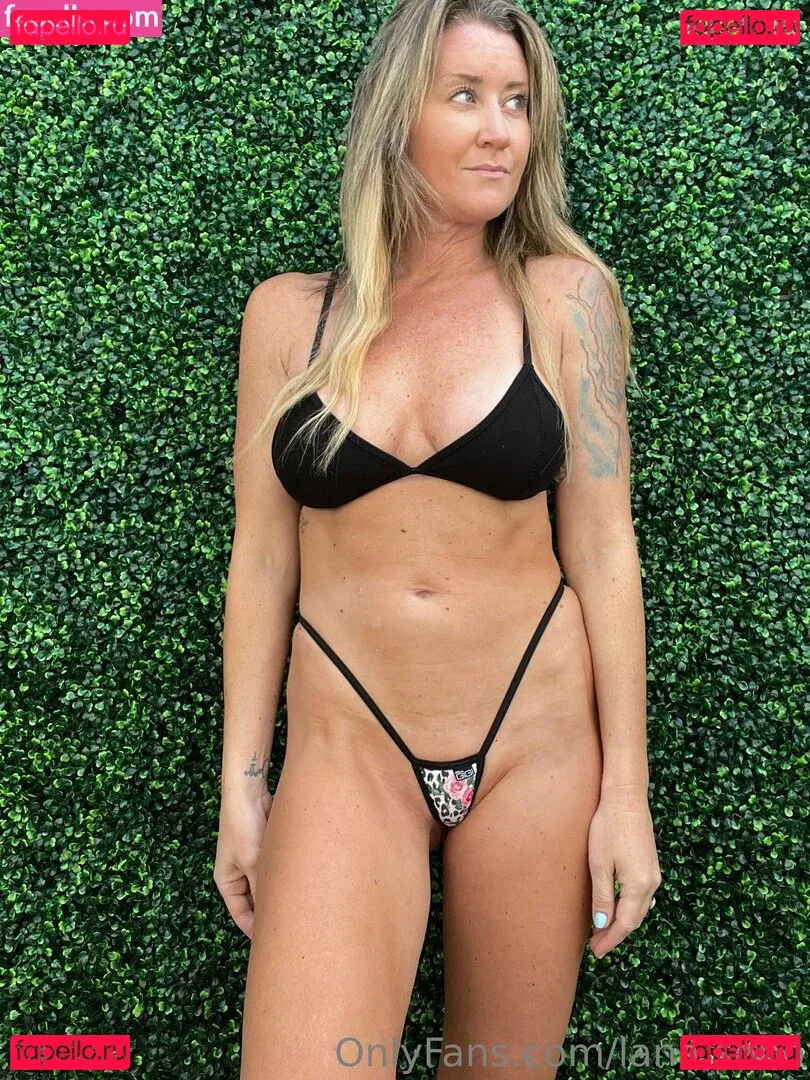 sunsout_lanas_bunsout Onlyfans Photo Gallery 