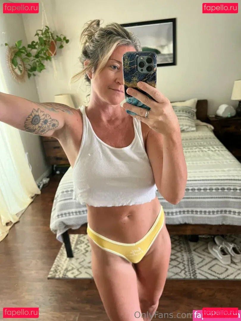 sunsout_lanas_bunsout Onlyfans Photo Gallery 