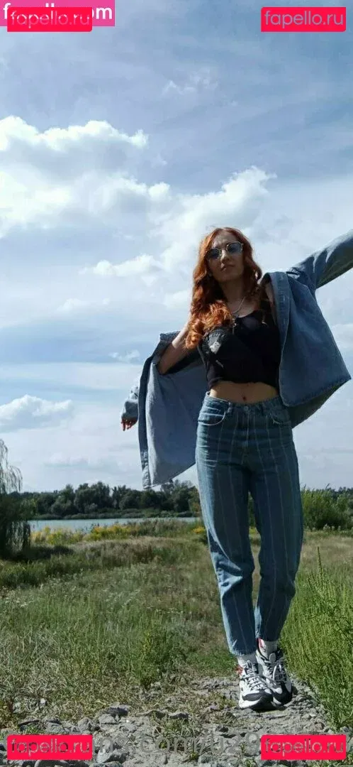 moniiikaaaa Onlyfans Photo Gallery 