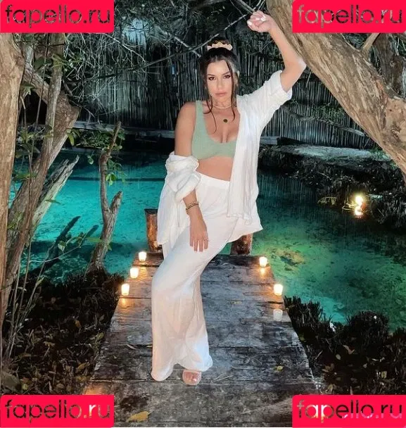 Imogen Thomas Onlyfans Photo Gallery 