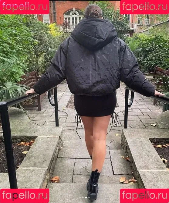 Imogen Thomas Onlyfans Photo Gallery 