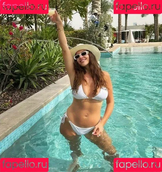 Imogen Thomas Onlyfans Photo Gallery 