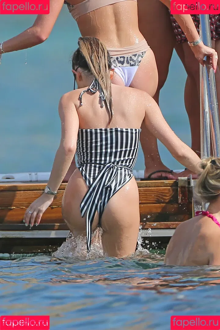 Amber Davies Onlyfans Photo Gallery 