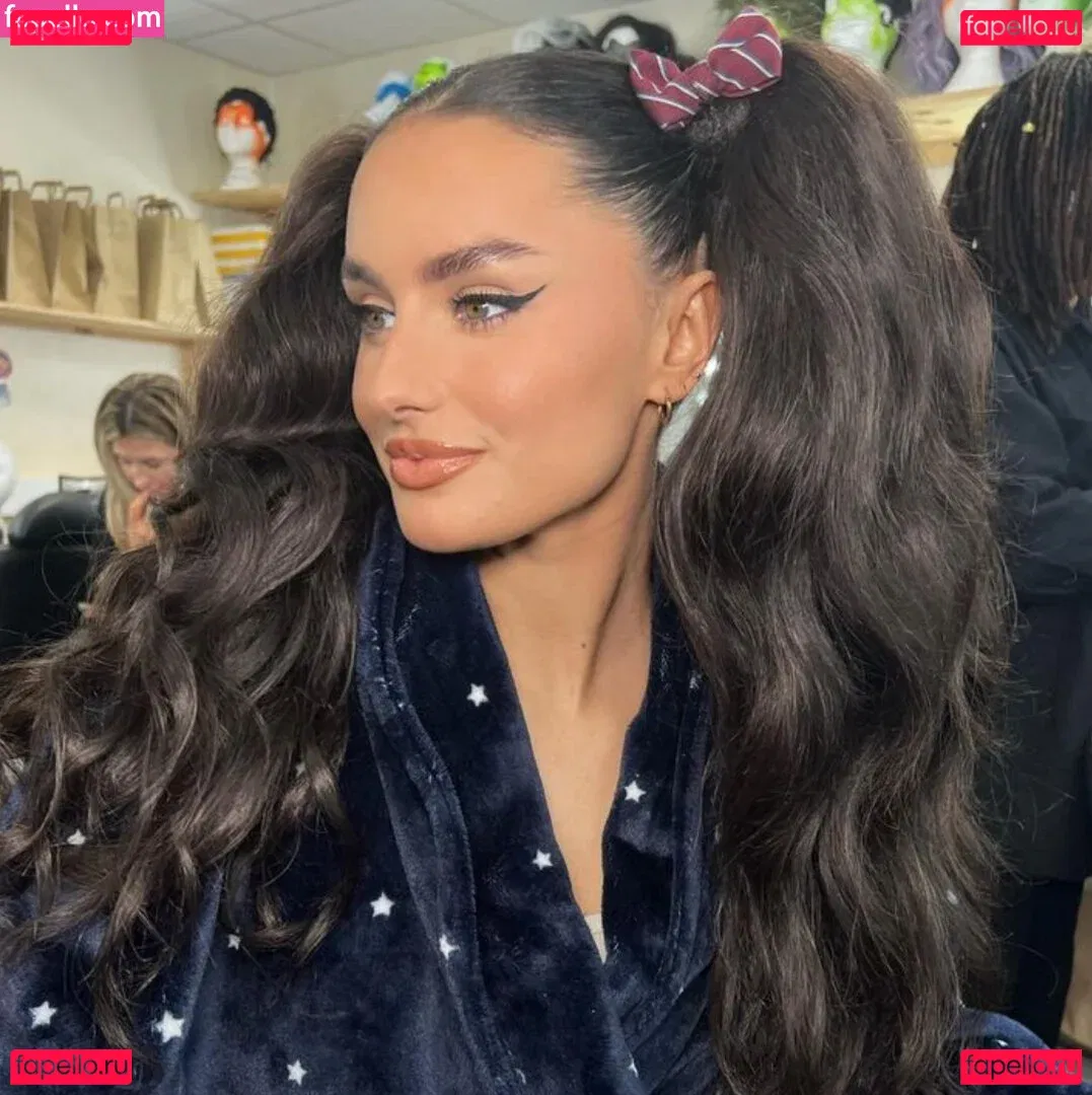 Amber Davies Onlyfans Photo Gallery 