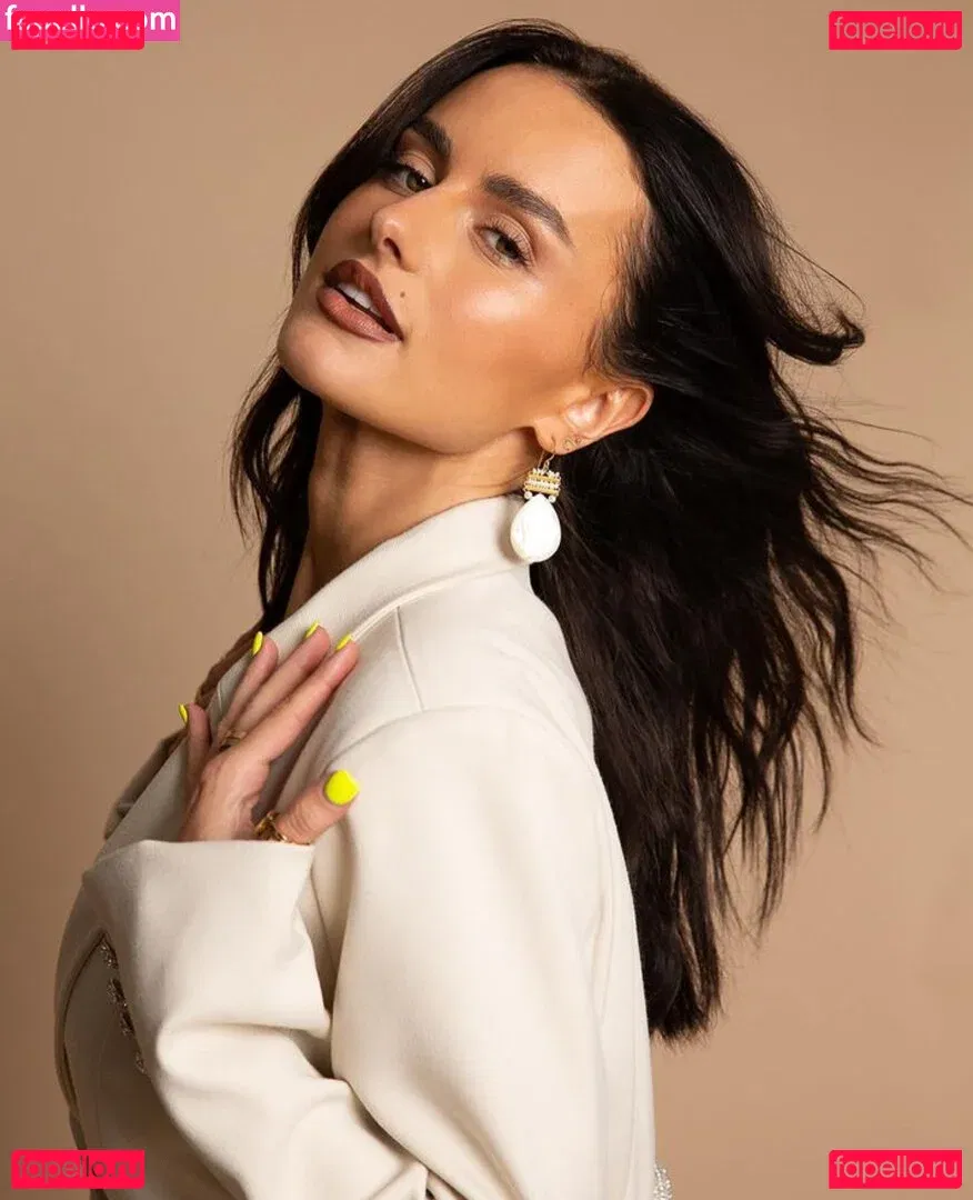 Amber Davies Onlyfans Photo Gallery 