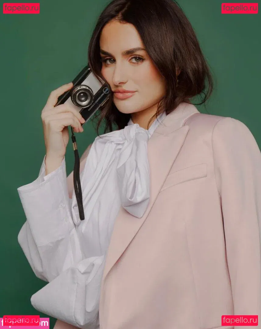 Amber Davies Onlyfans Photo Gallery 