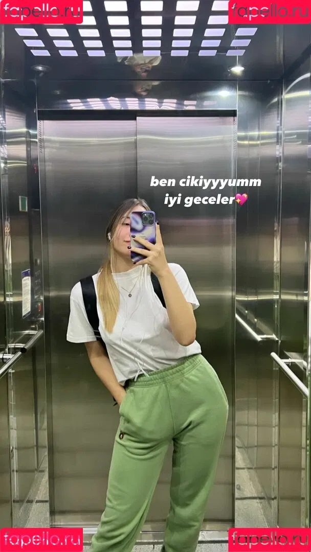 miafitz Onlyfans Photo Gallery 