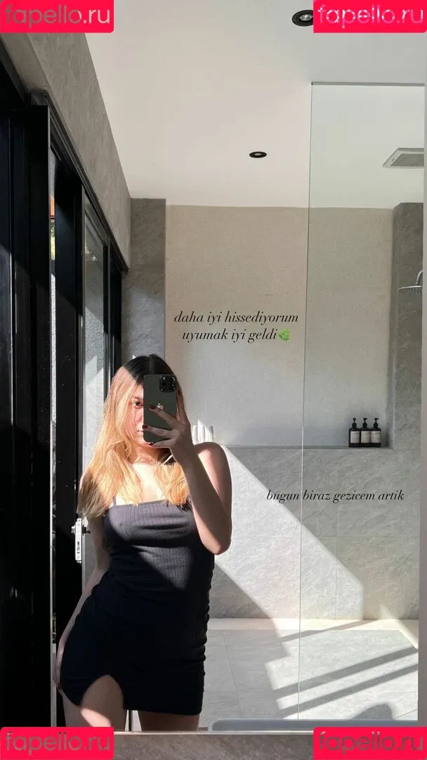 miafitz Onlyfans Photo Gallery 