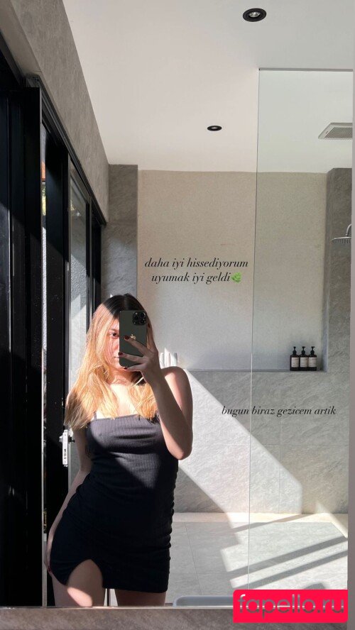 miafitz Onlyfans Photo Gallery 