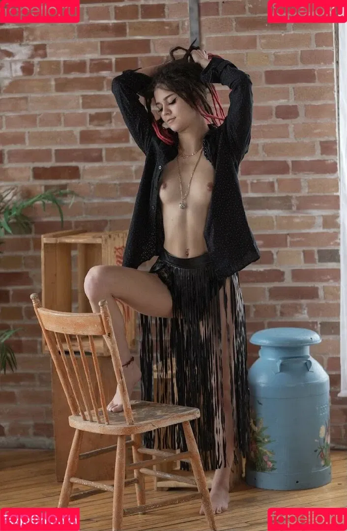 Venus Kitty Onlyfans Photo Gallery 