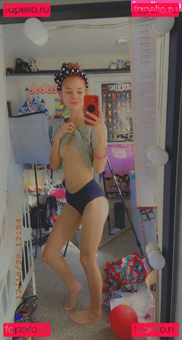 Venus Kitty Onlyfans Photo Gallery 