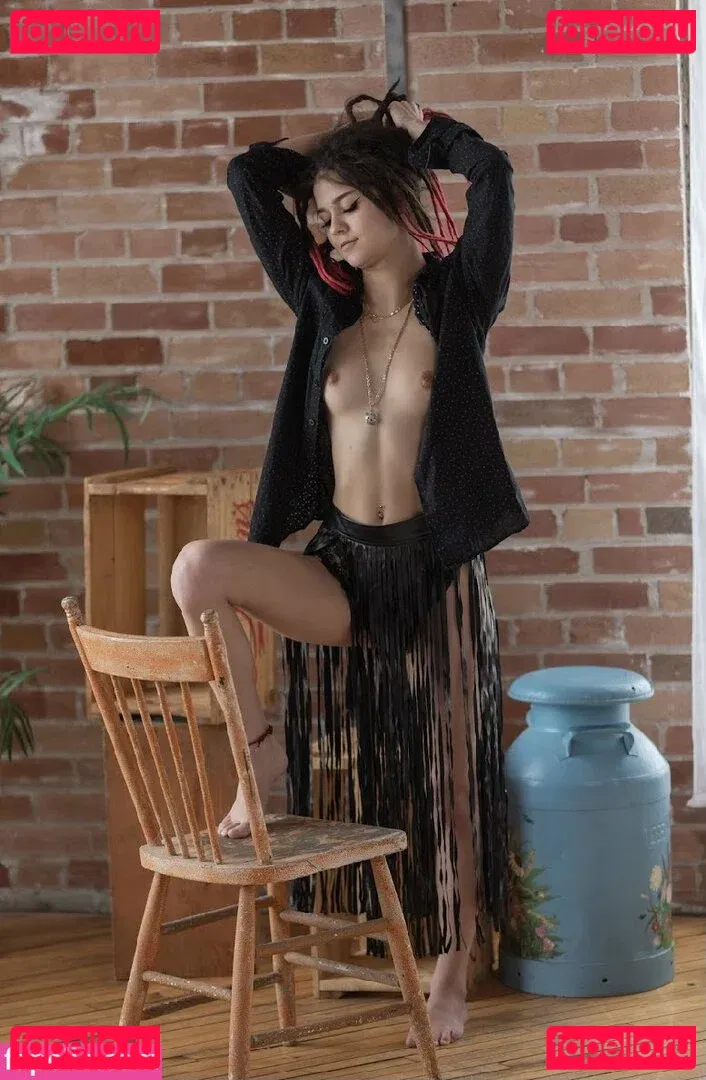 Venus Kitty Onlyfans Photo Gallery 