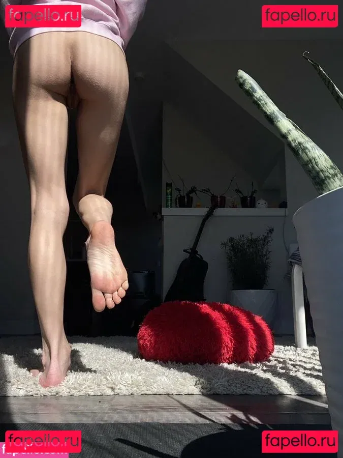 Venus Kitty Onlyfans Photo Gallery 