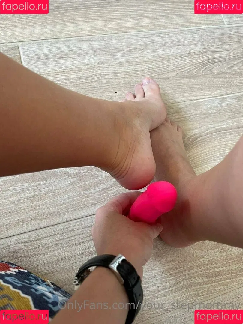 your_stepmommy Onlyfans Photo Gallery 