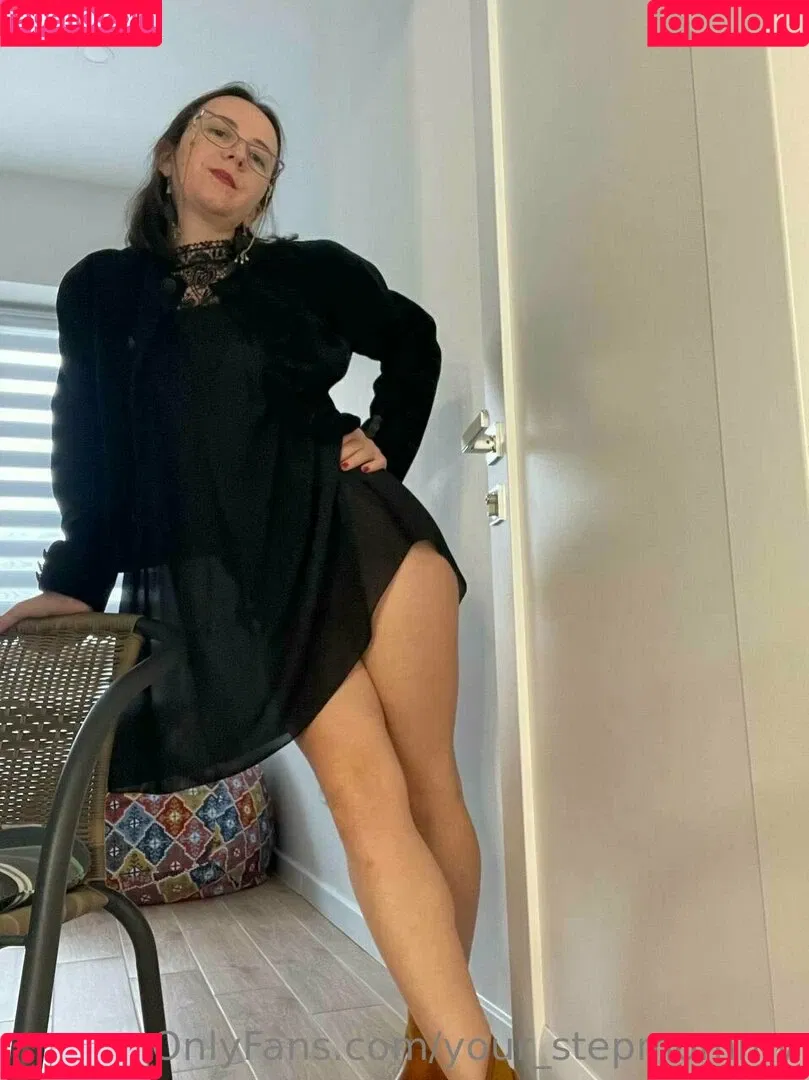 your_stepmommy Onlyfans Photo Gallery 