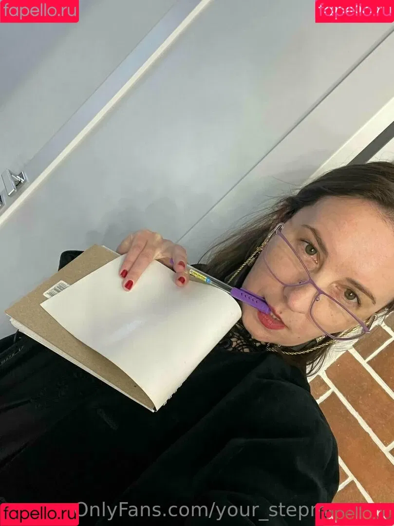 your_stepmommy Onlyfans Photo Gallery 