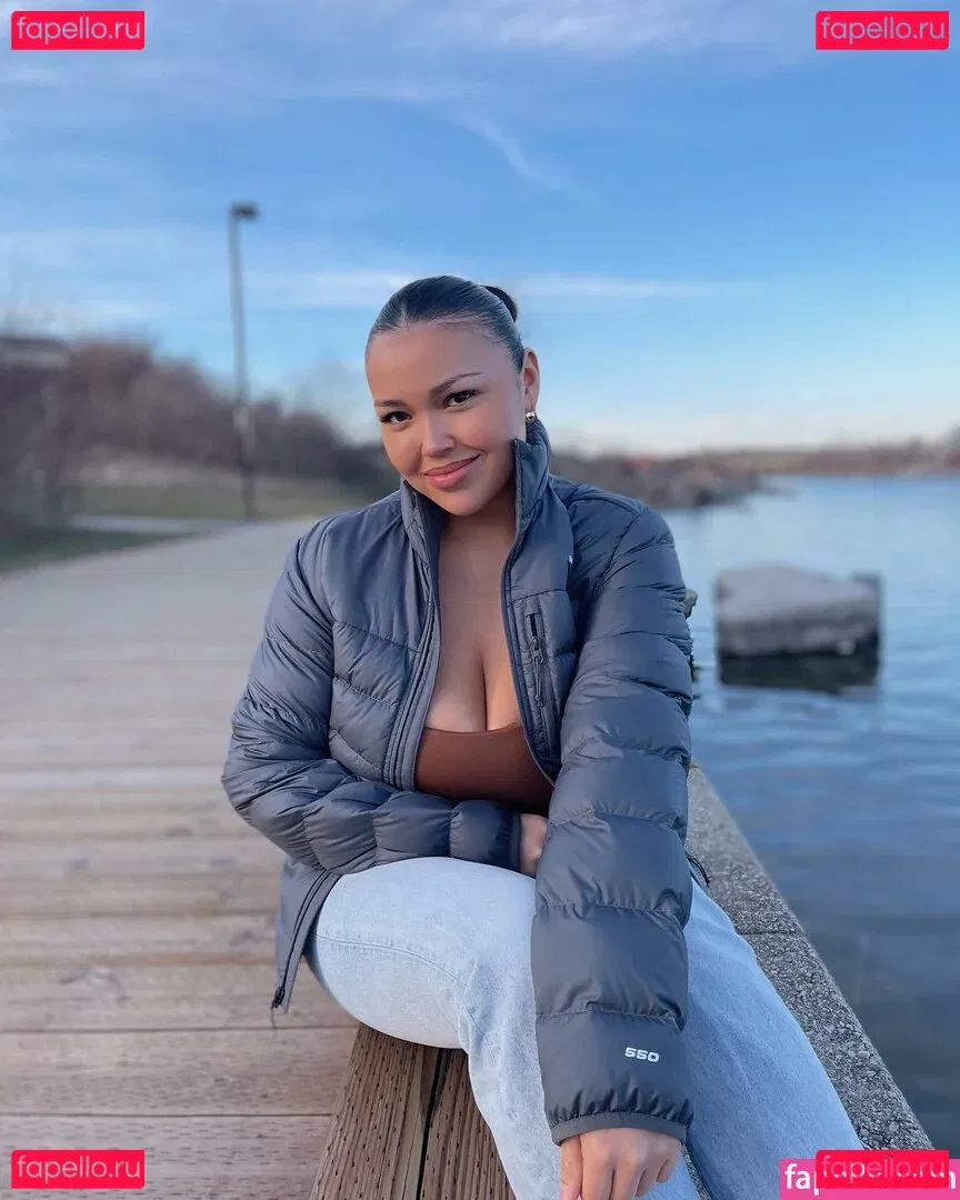 Myah Onlyfans Photo Gallery 