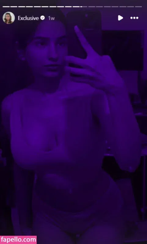 Aurora Sinclair Onlyfans Photo Gallery 