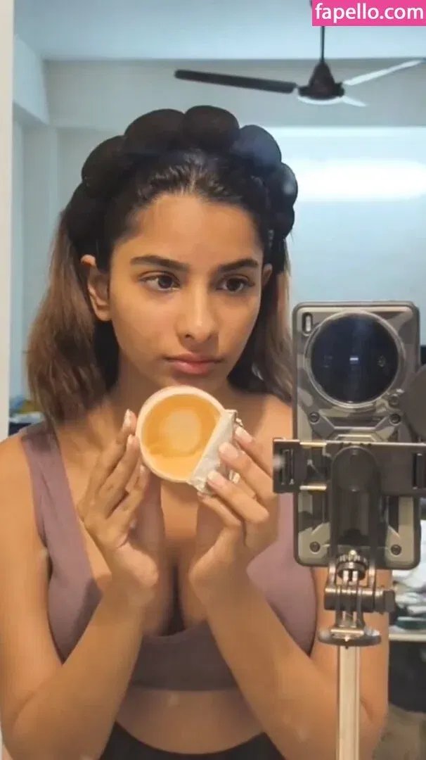 Aurora Sinclair Onlyfans Photo Gallery 