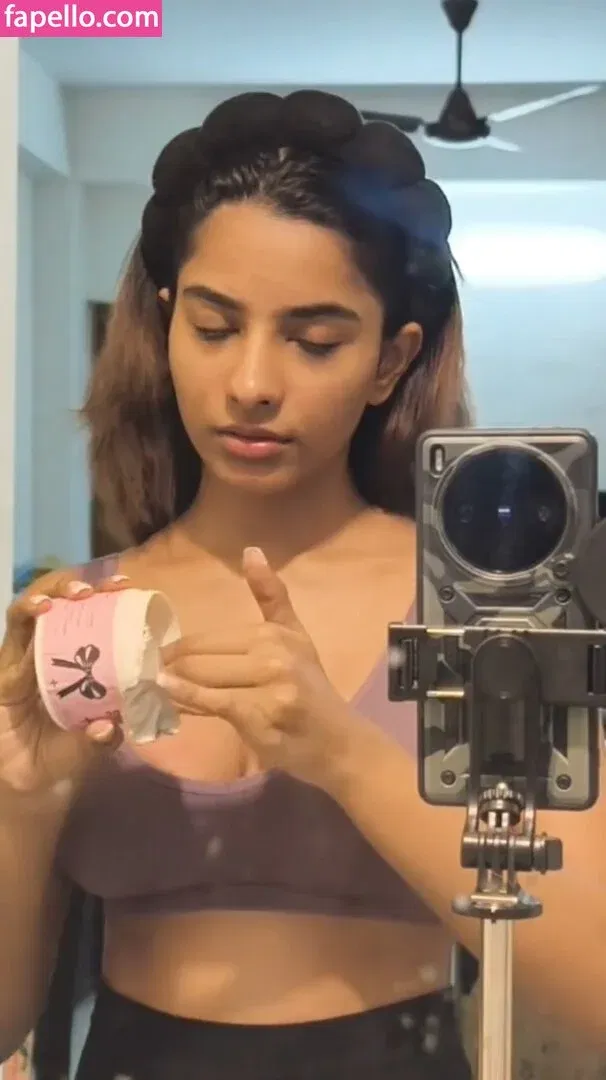 Aurora Sinclair Onlyfans Photo Gallery 